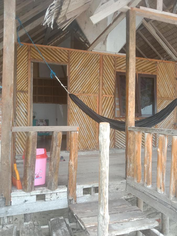 Amfriwen Homestay Yennanas Besir Εξωτερικό φωτογραφία